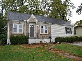 510 S Leonard St, Liberty, MO 64068