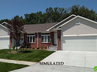 606 W Nance Ave, Lincoln, NE 68521