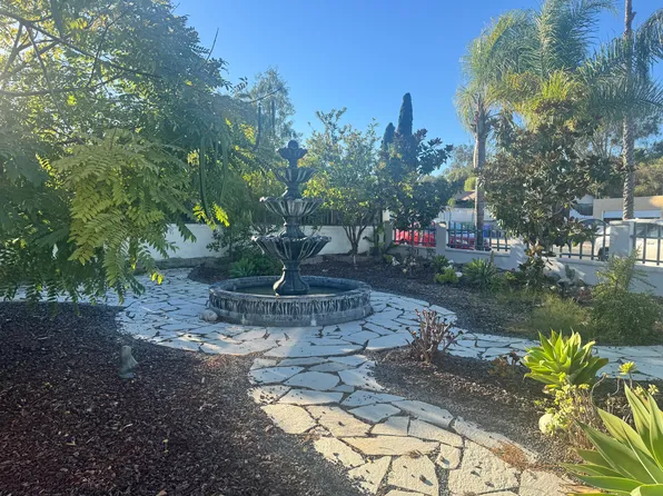 5207 Leon St, Oceanside, CA 92057