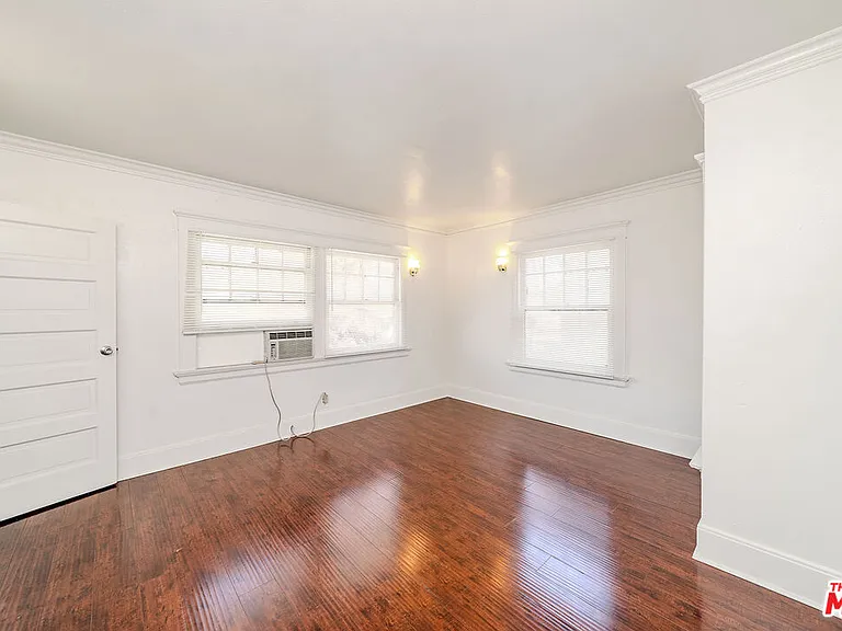 1404 S Manhattan Pl — Photo 29