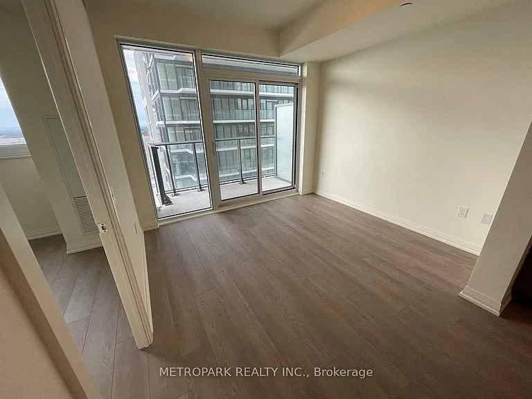 9000 Jane St #1506 — Photo 22