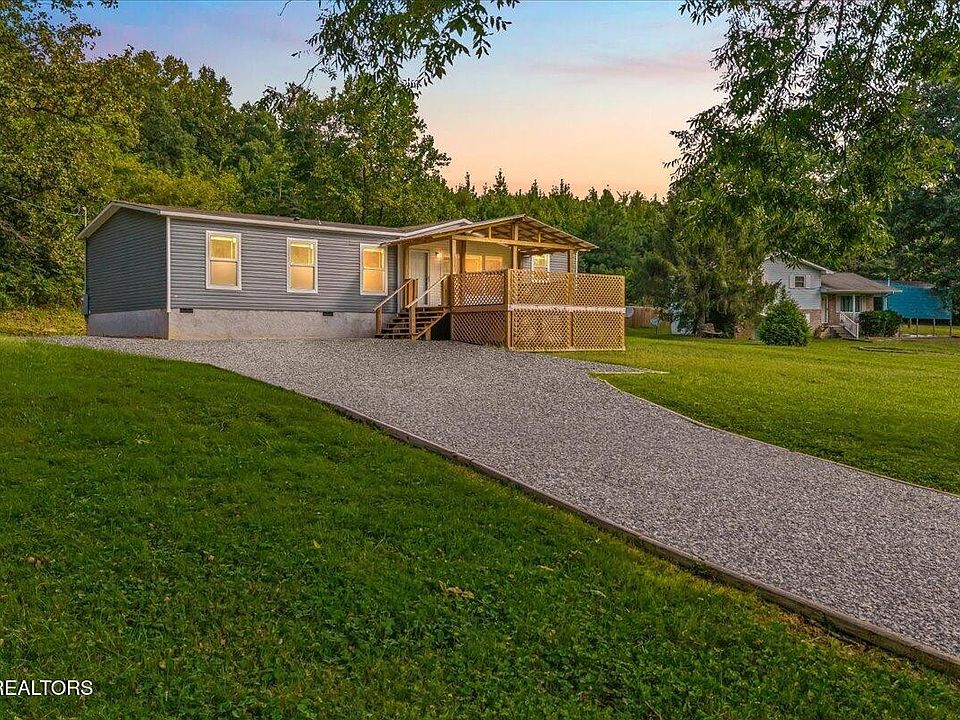 1st image of 143 Greenbriar Rd