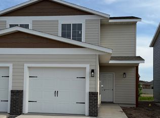 9506 W Tunis Dr, Sioux Falls, SD 57106