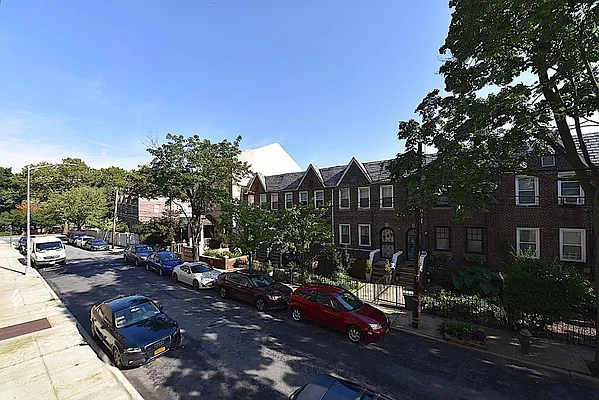 Rented by Corcoran | media 22