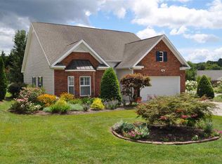 1021 Crestway Dr, Athens, TN 37303