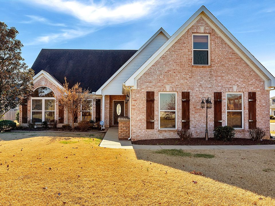 1st image of 527 Indian Park Dr