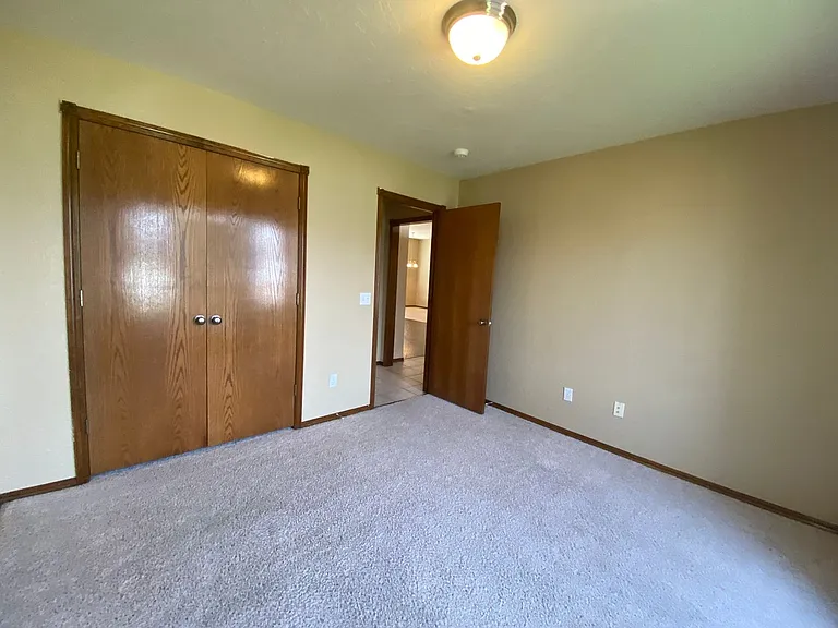509 Allison Ln — Photo 33