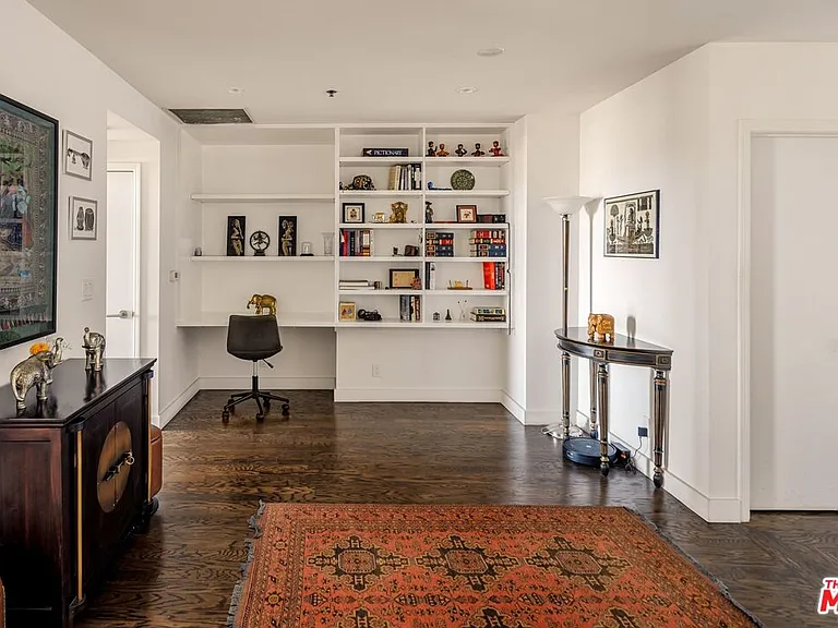 10724 Wilshire Blvd #712 — Photo 9