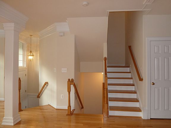 3rd image of 4637 Aspen Hill Ct