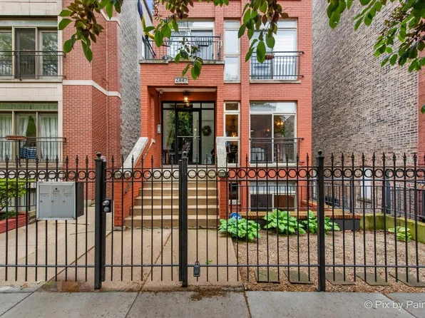 2447 W Walton St #1, Chicago, IL 60622