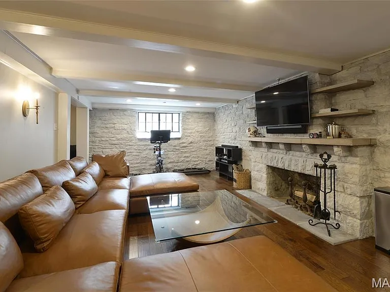 937 S Bemiston Ave — Photo 39