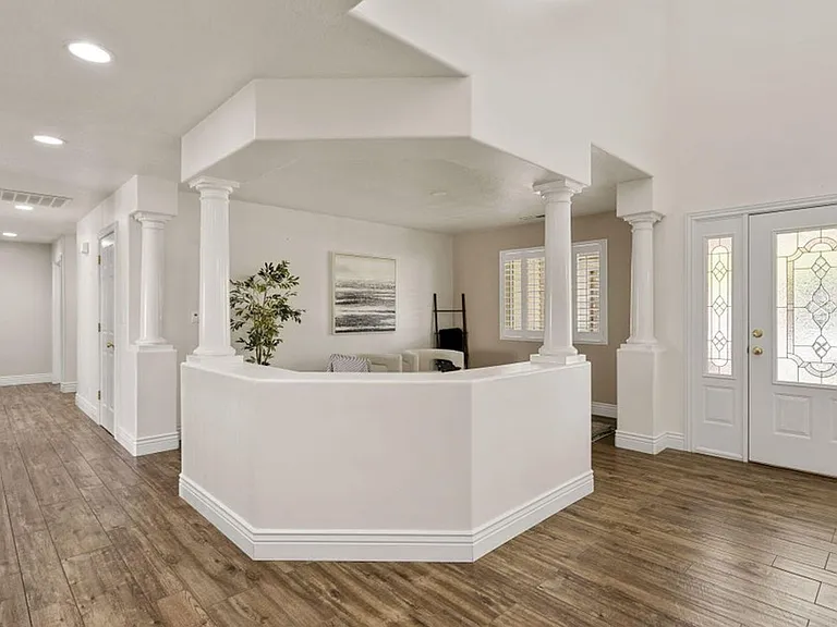 929 S Golda Ave — Photo 36
