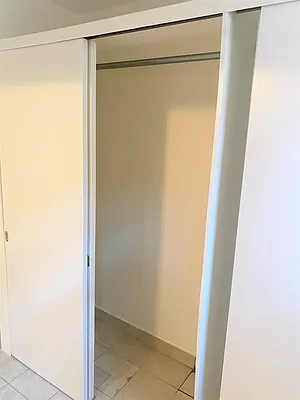 Rented by Virtual Real Estate | media 12