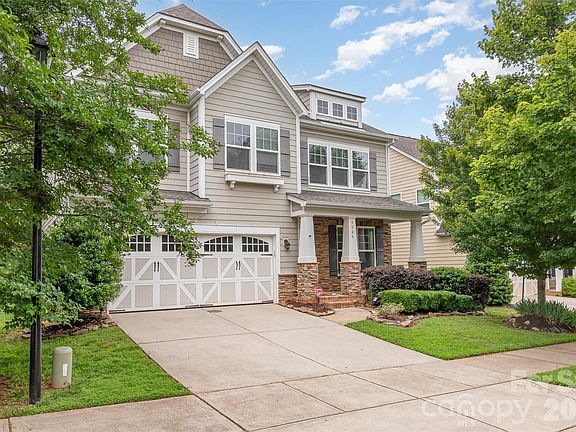 2nd image of 3004 Fallondale Rd