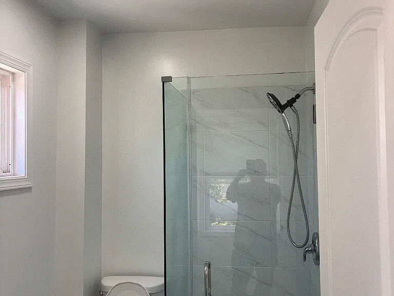 4960 Rosewood Ave #422 — Photo 3