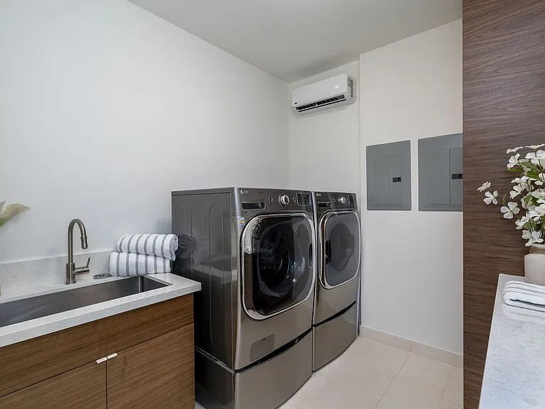 4411 Aukai Ave — Photo 21