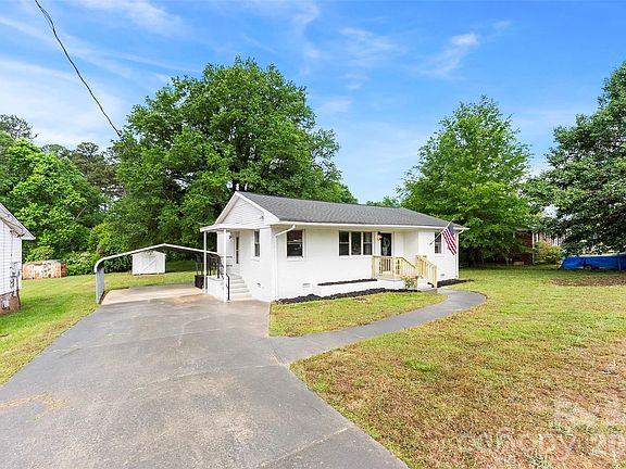 4th image of 3811 Little Mountain Rd