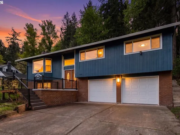 15010 Clackamas River Dr, Oregon City, OR 97045