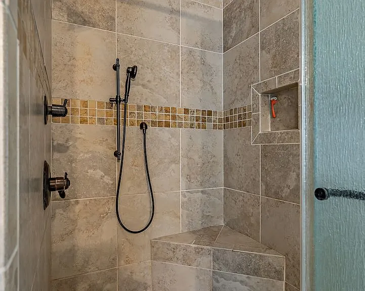 205 Beau Sejour Dr — Photo 22