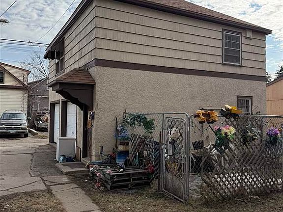 3rd image of 210 4th St S