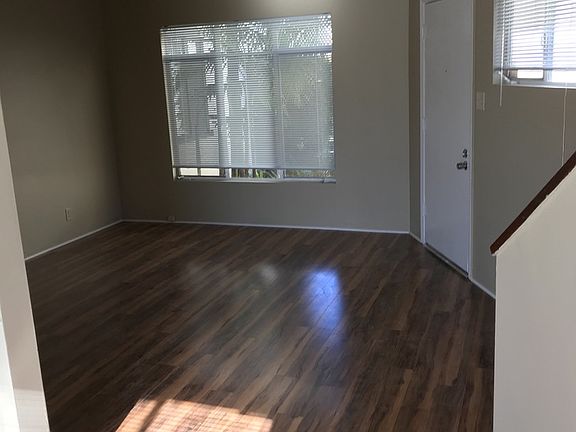 3rd image of 3048 Luna Dr