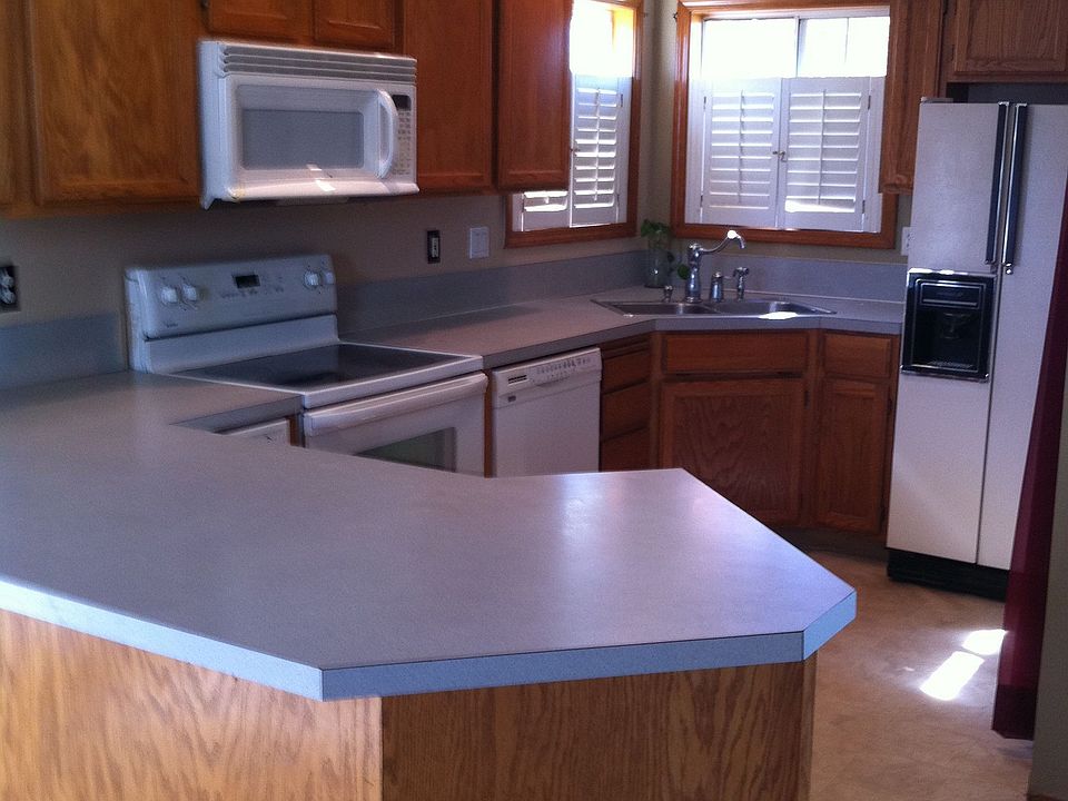 2nd image of 424 Noble Fir Ln