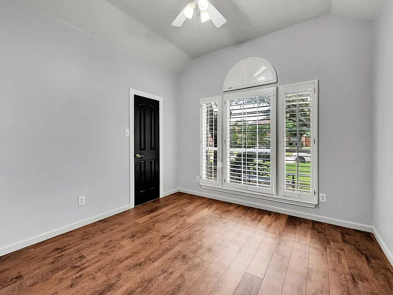 6008 Rock Ridge Dr — Photo 12
