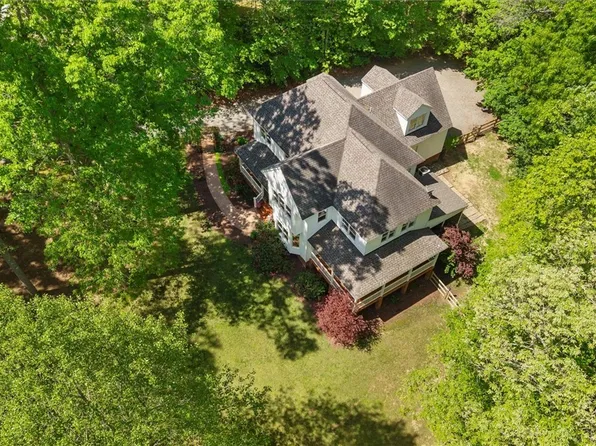 2948 Stone Creek Dr, Sandy Hook, VA 23153