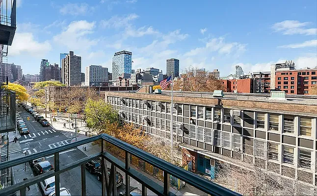 Rented by REAL New York | media 18