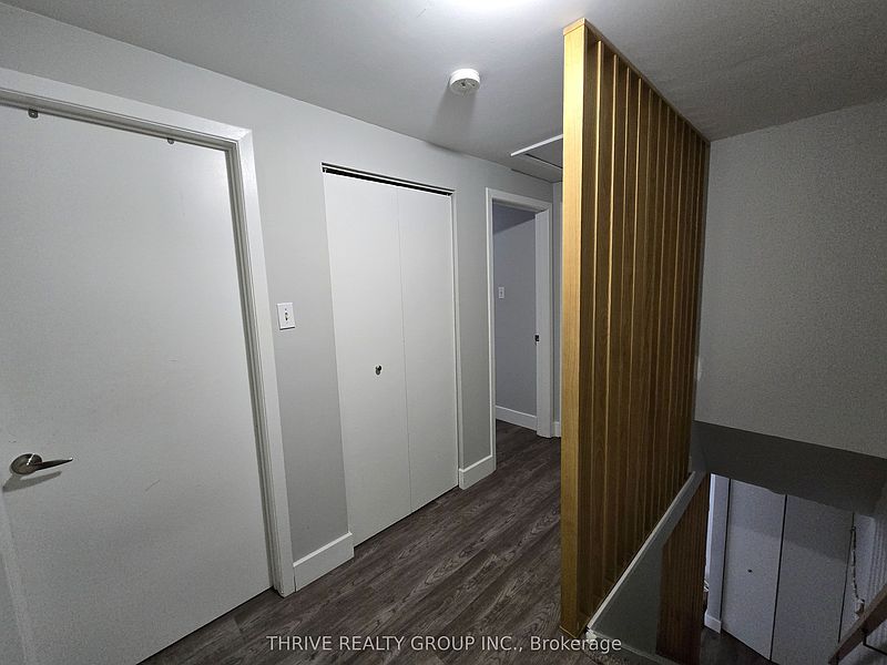 London Townhouse for rent - 3 Bedrooms — photo 10