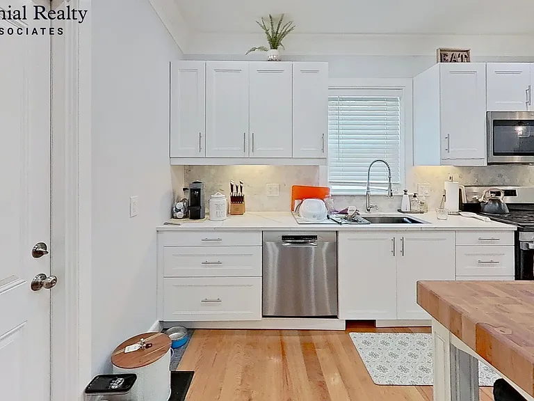 28 Woodrow Ave #2 — Photo 20