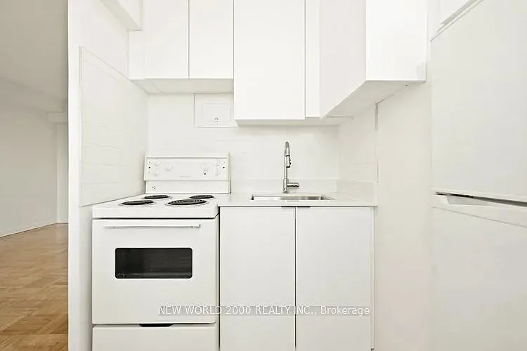 88 Bernard Ave #1002 — Photo 14
