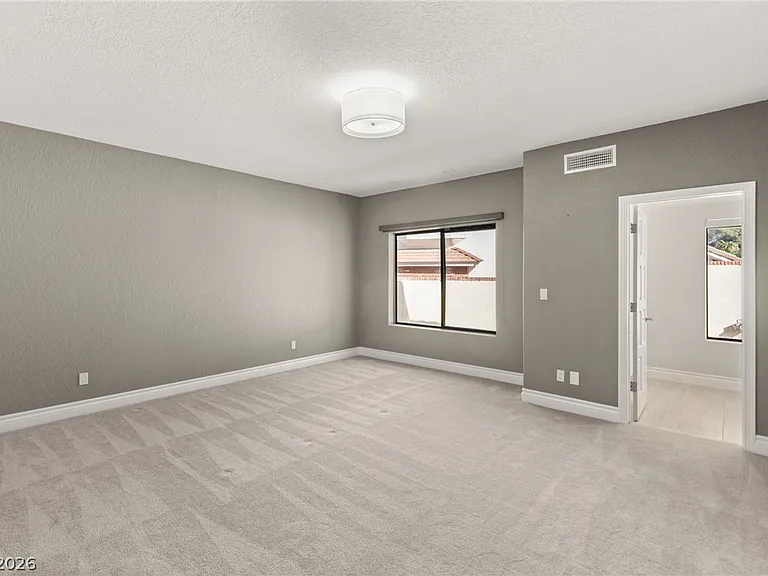 13 Dovetail Cir — Photo 39