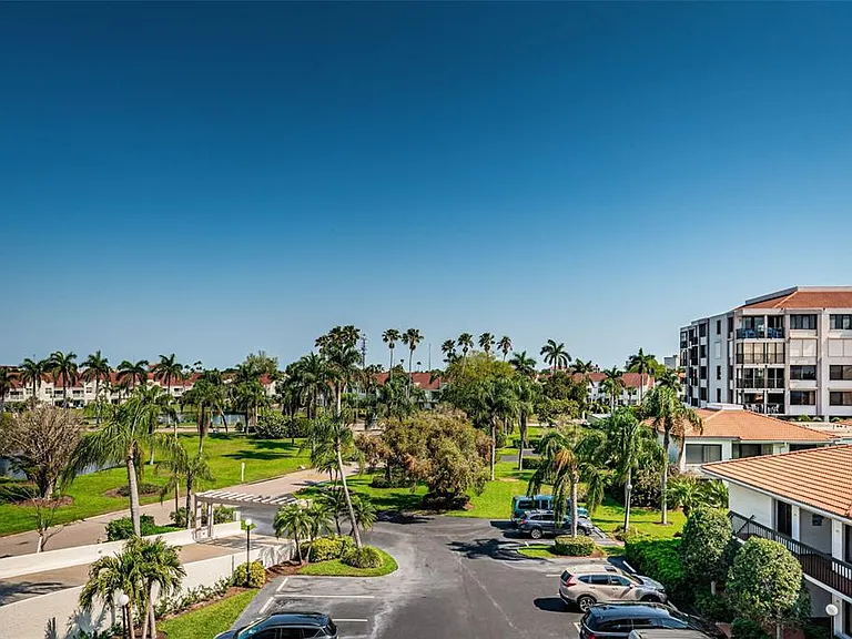 6295 Bahia Del Mar Cir #405 — Photo 22
