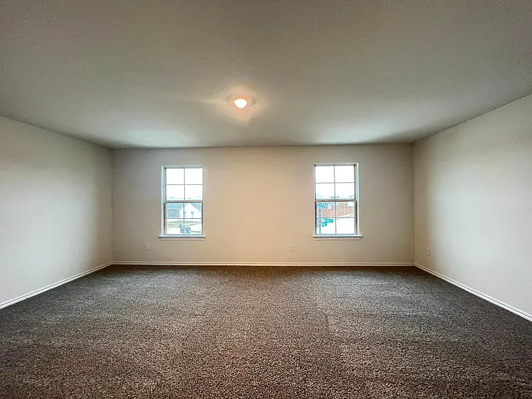 329 Sage St — Photo 13