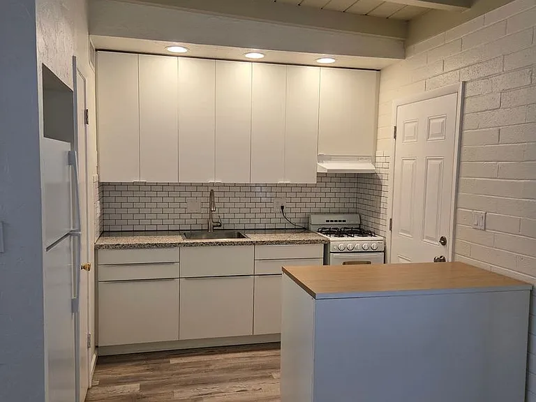 610-616 E. Drachman St. ( 610, 612, 614, 616 ) — Photo 7