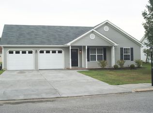 386 Colony Cir, Fort Oglethorpe, GA 30742