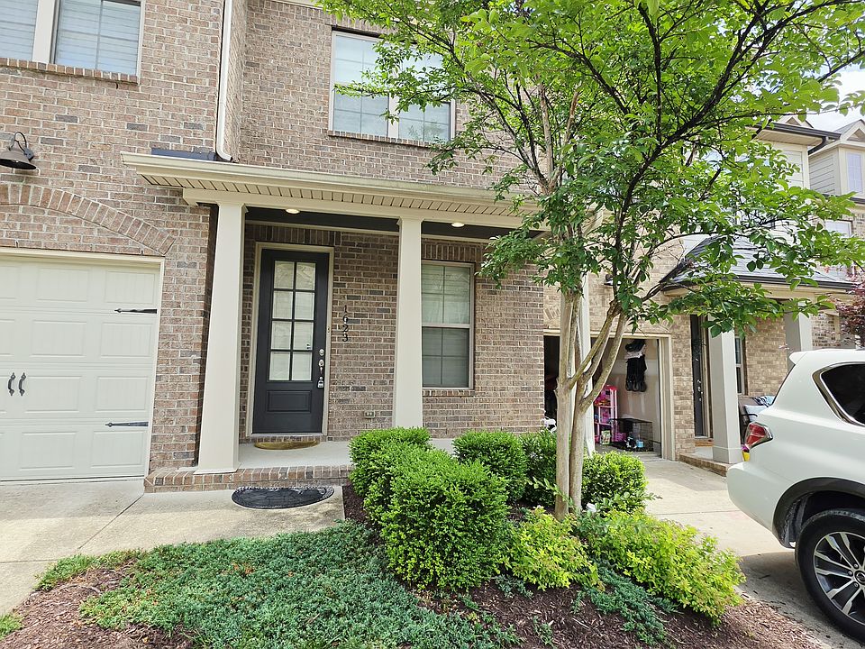 1st image of 1623 Hampshire Pl