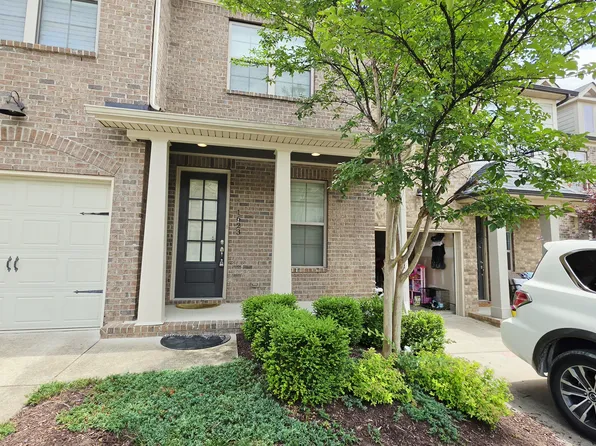 1623 Hampshire Pl, Thompsons Station, TN 37179