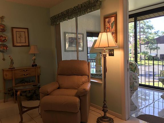 4th image of 214 Pine Hov Cir APT A-2