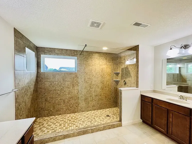 16499 Beverly Dr — Photo 37