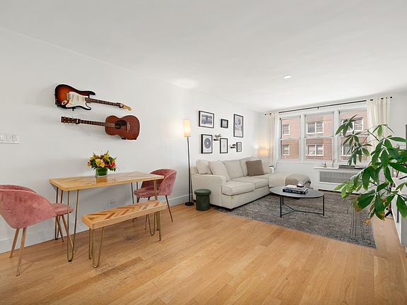 3rd image of 160 E 27th St APT 8B