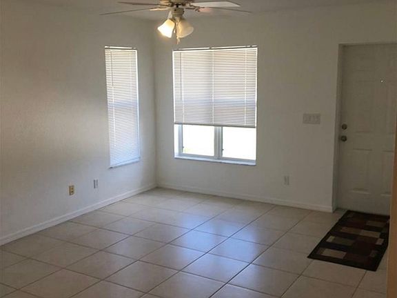 2nd image of 627 SE 13th Ter APT D