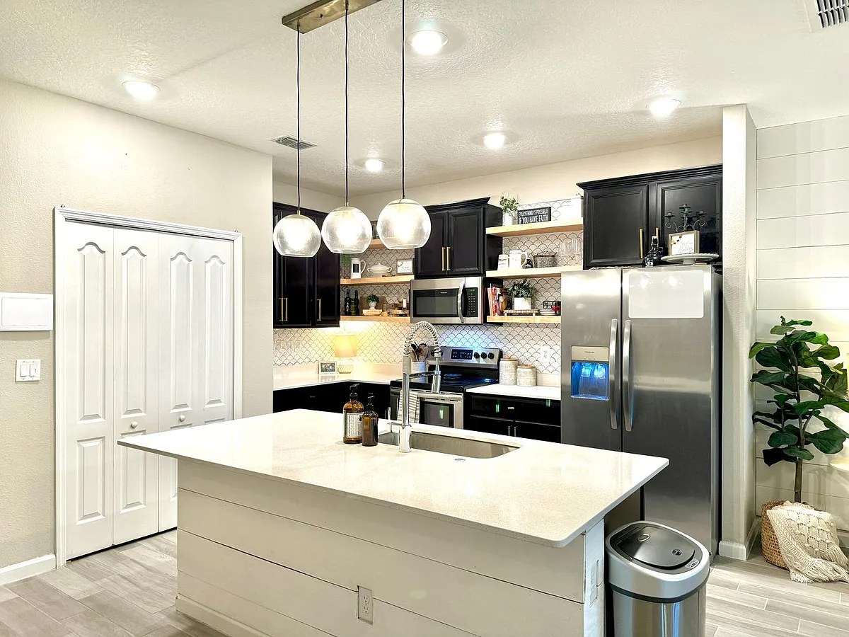 Building Photo - 12665 Josslyn Ln