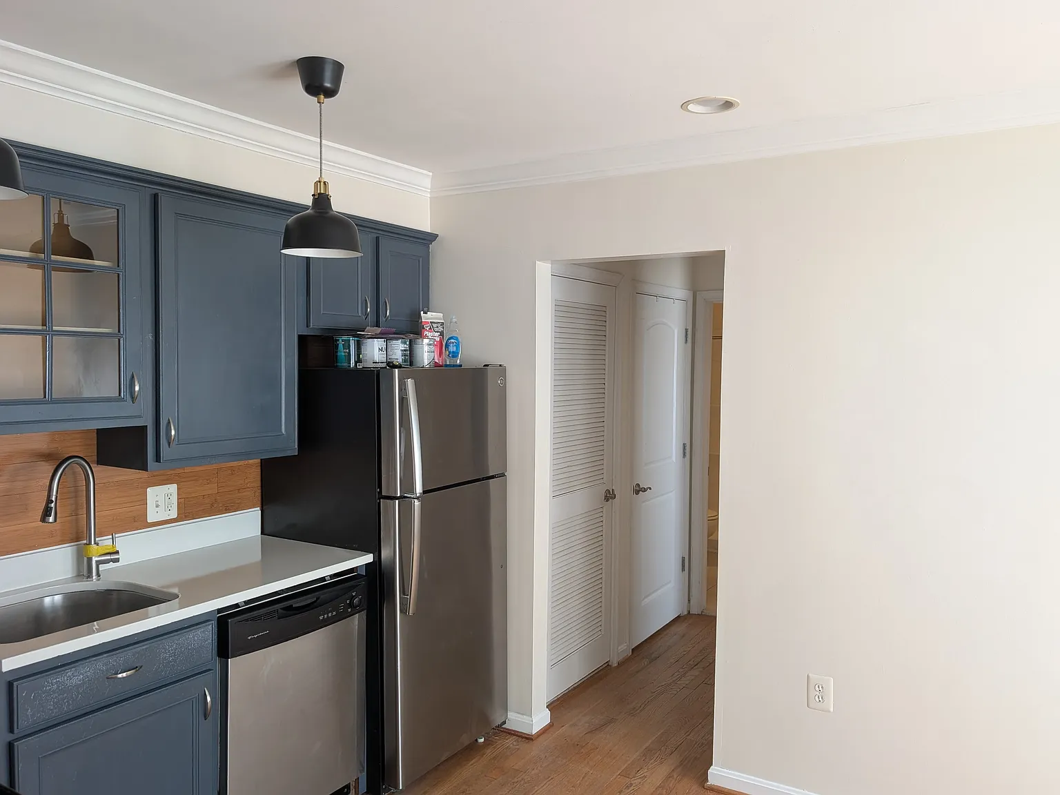 90 Webster St NE — Photo 1