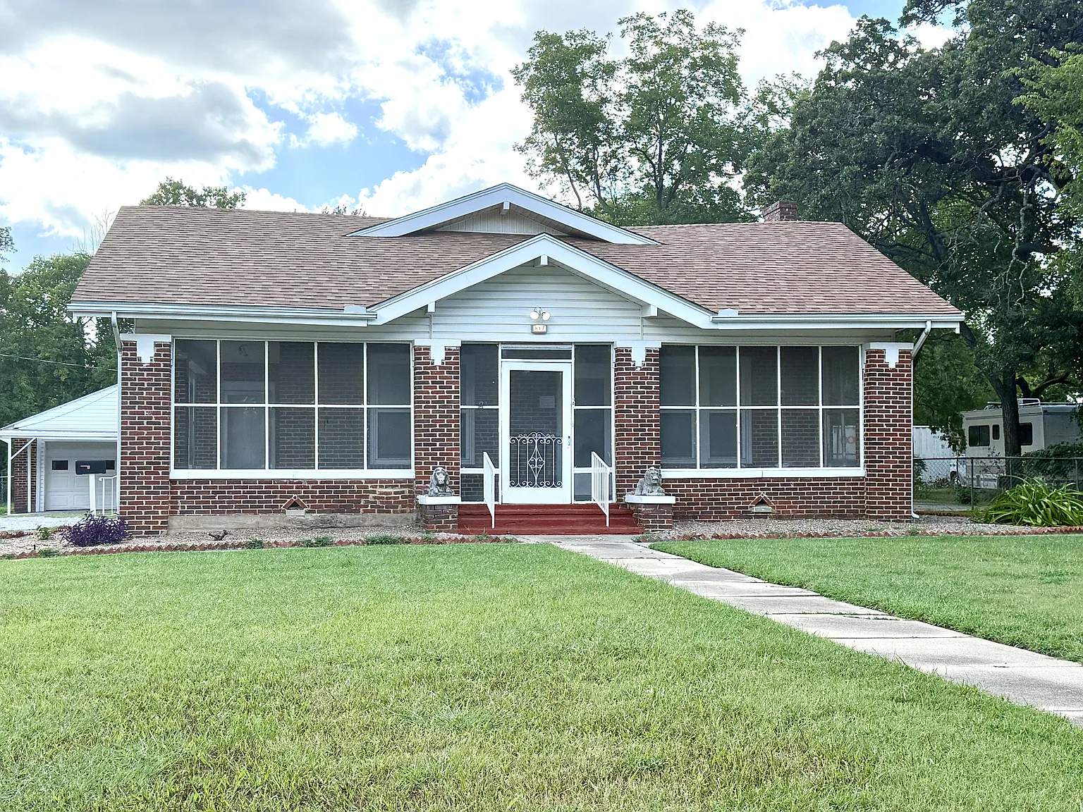 817 C Street Southeast - 1 — Photo 1