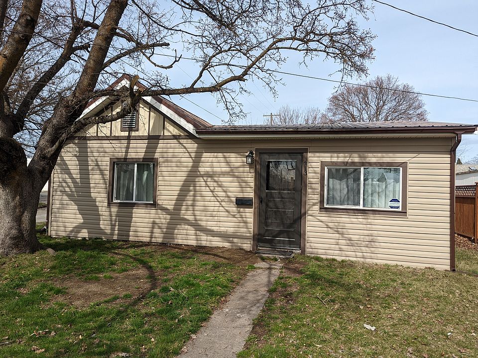 413 E Walnut Ave - Front of House_11262022