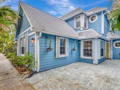 120 Ocean Dunes Circle, Jupiter, FL, 33477