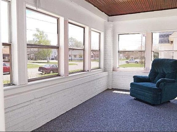 5th image of 811 Cornelia St