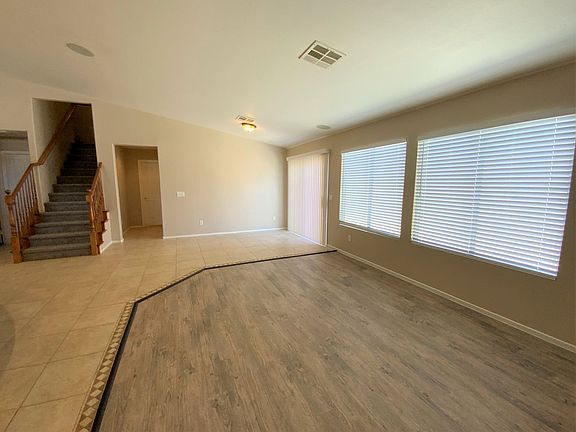 4th image of 9336 Thunder Falls Ct